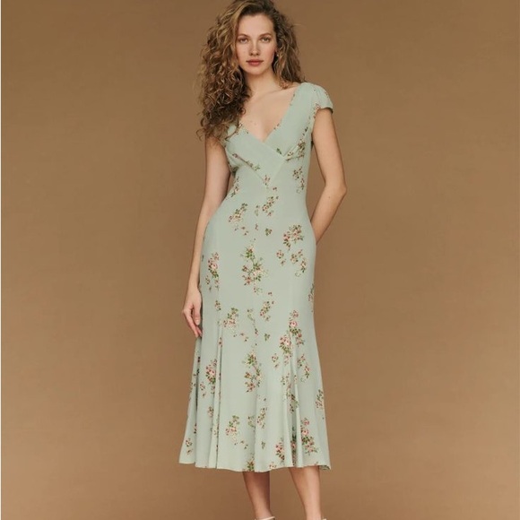 Reformation Baden Sage Green Dress with Floral Print - Picture 3 of 10